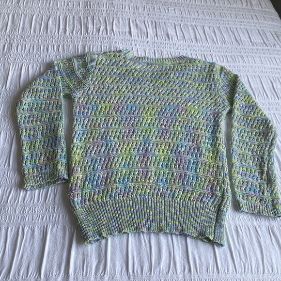 Dex crocheted knit sweater in pastels of mint green, mauve, blue and cream. S - Picture 3 of 7